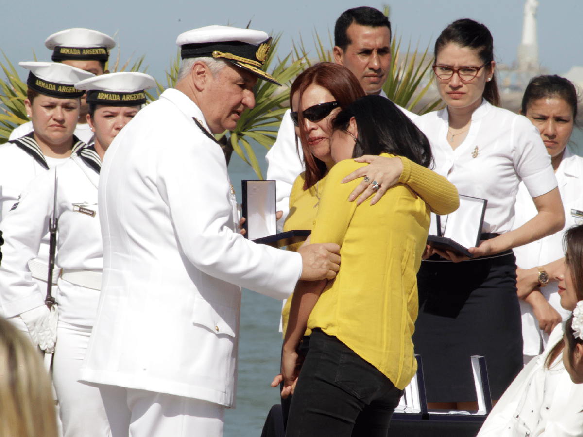 La Argentina distinguió a familiares de los tripulantes del ARA San Juan