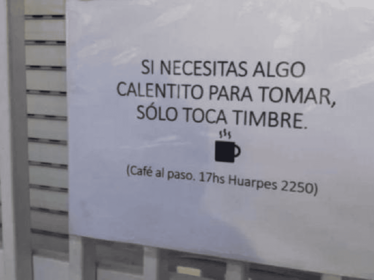Mendoza: una familia ofrece un café y una tortita a quien lo necesite