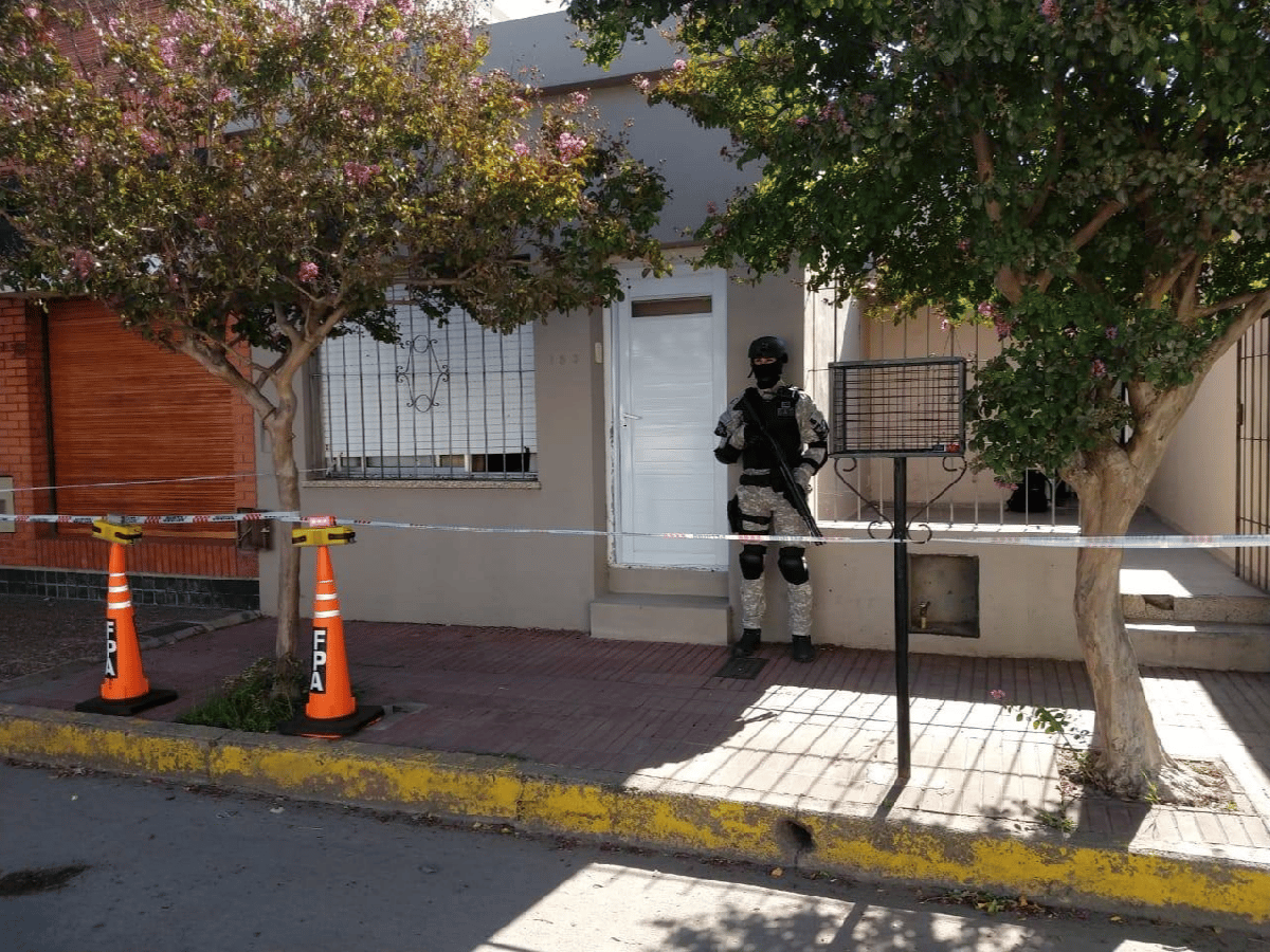 Allanamiento y detención por narcomenudeo en barrio Catedral   
