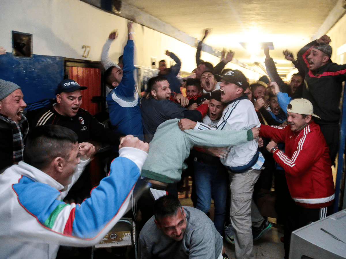 Los presos viven el Mundial y festejan con la Selección 