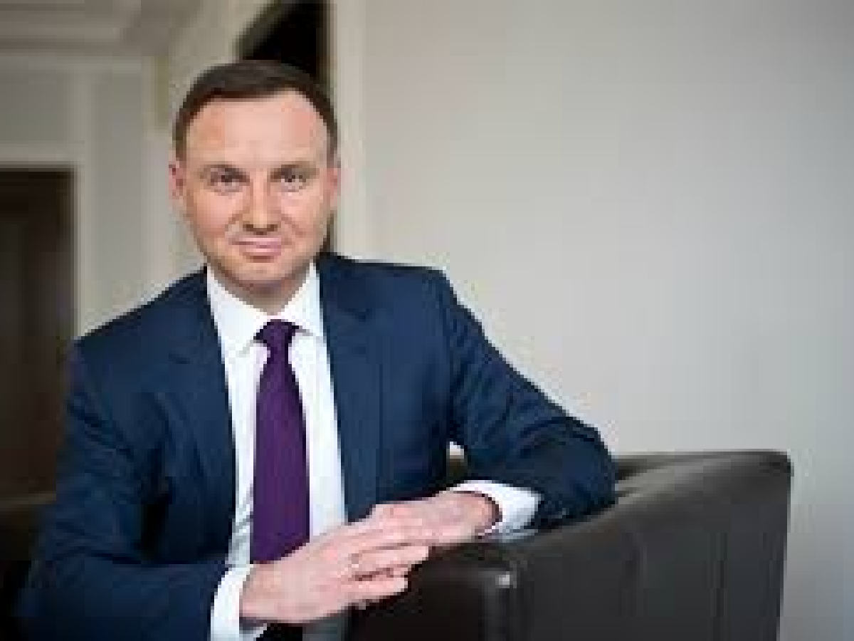 El presidente de Polonia promulga la polémica ley sobre el Holocausto
