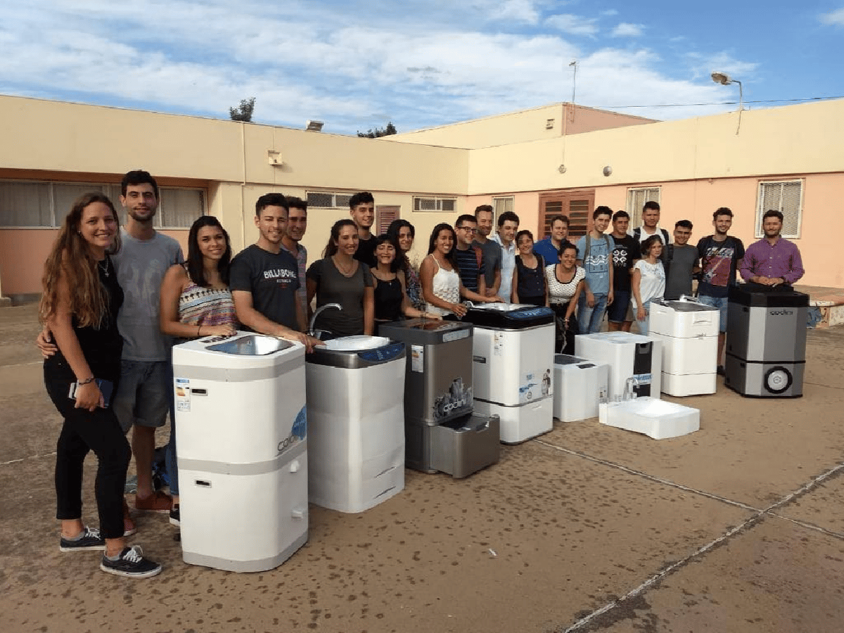 Estudiantes de Diseño Industrial del CUSF presentaron sus proyectos de lavarropas Codini