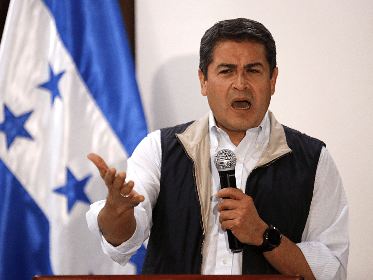 Hernández habló como presidente reelecto e invitó a "construir una nueva Honduras”