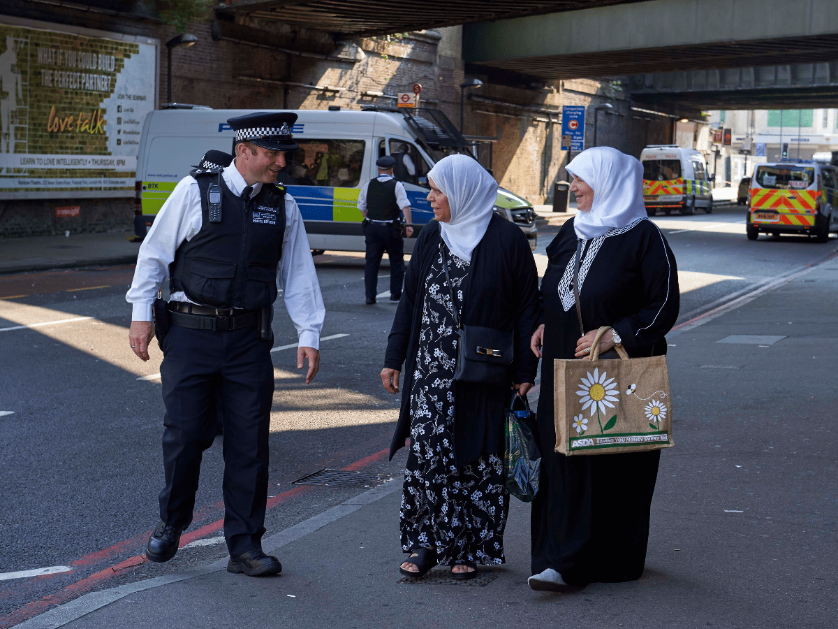 Londres ordenó reforzar la protección policial para las mezquitas