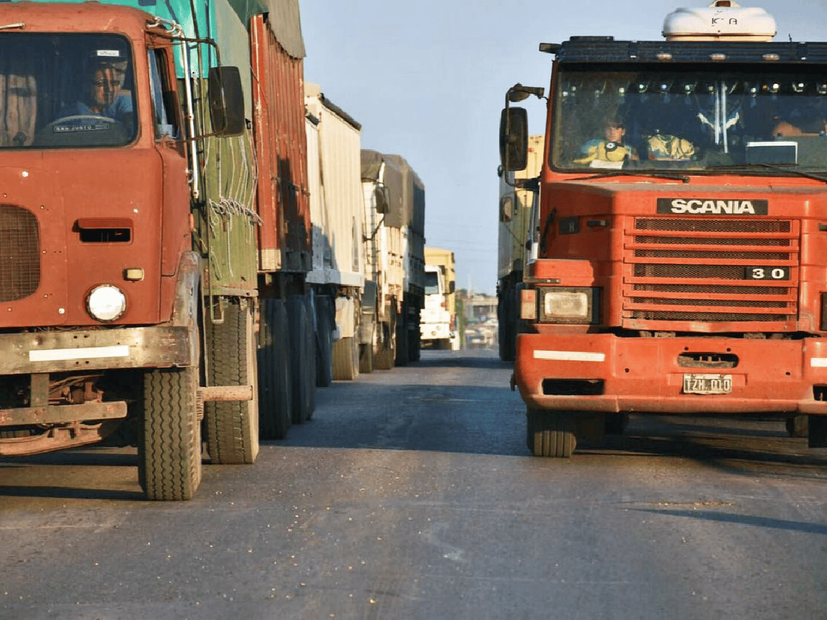 Camiones: estacionamiento y descargas