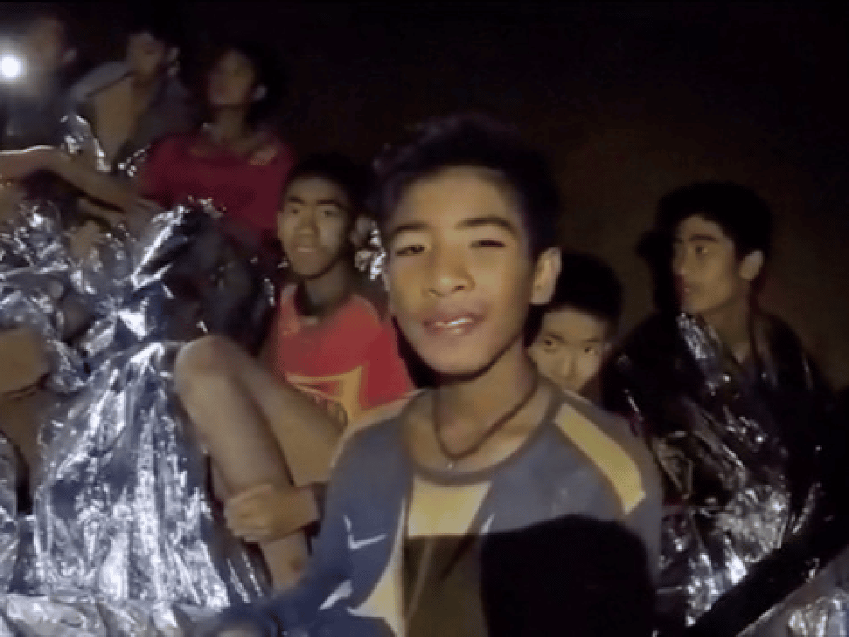 Desde Chile llega el aliento a los niños tailandeses atrapados: "Tengan fe"