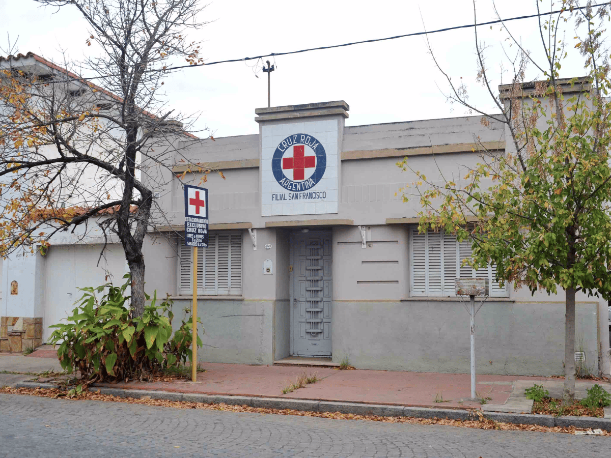 Por falta de voluntarios, la Cruz Roja sigue cerrada  
