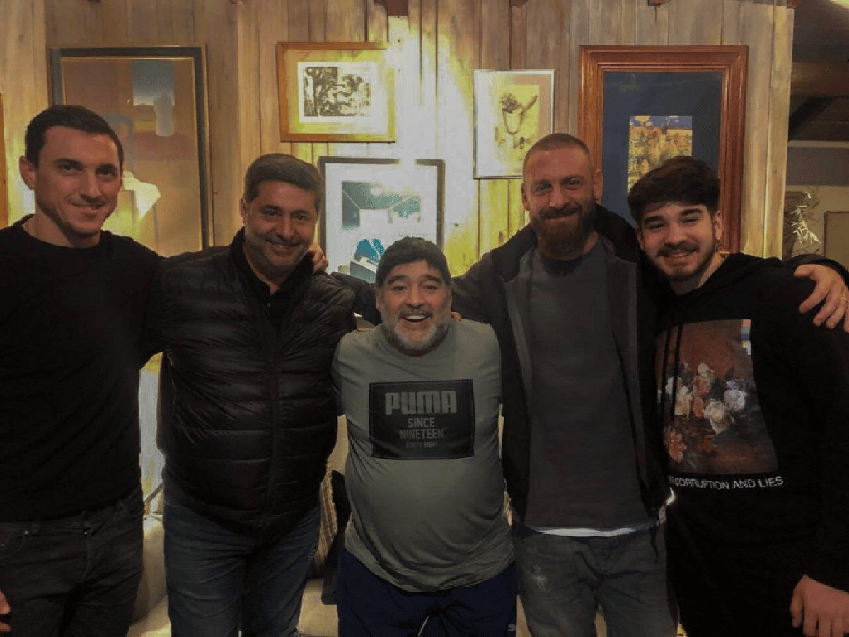 Cumbre "xeneize": Maradona recibió a De Rossi