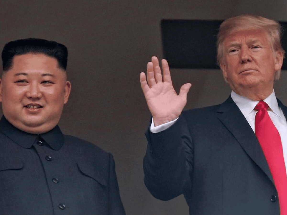 Histórico apretón de manos de Kim Jong-un y Donald Trump