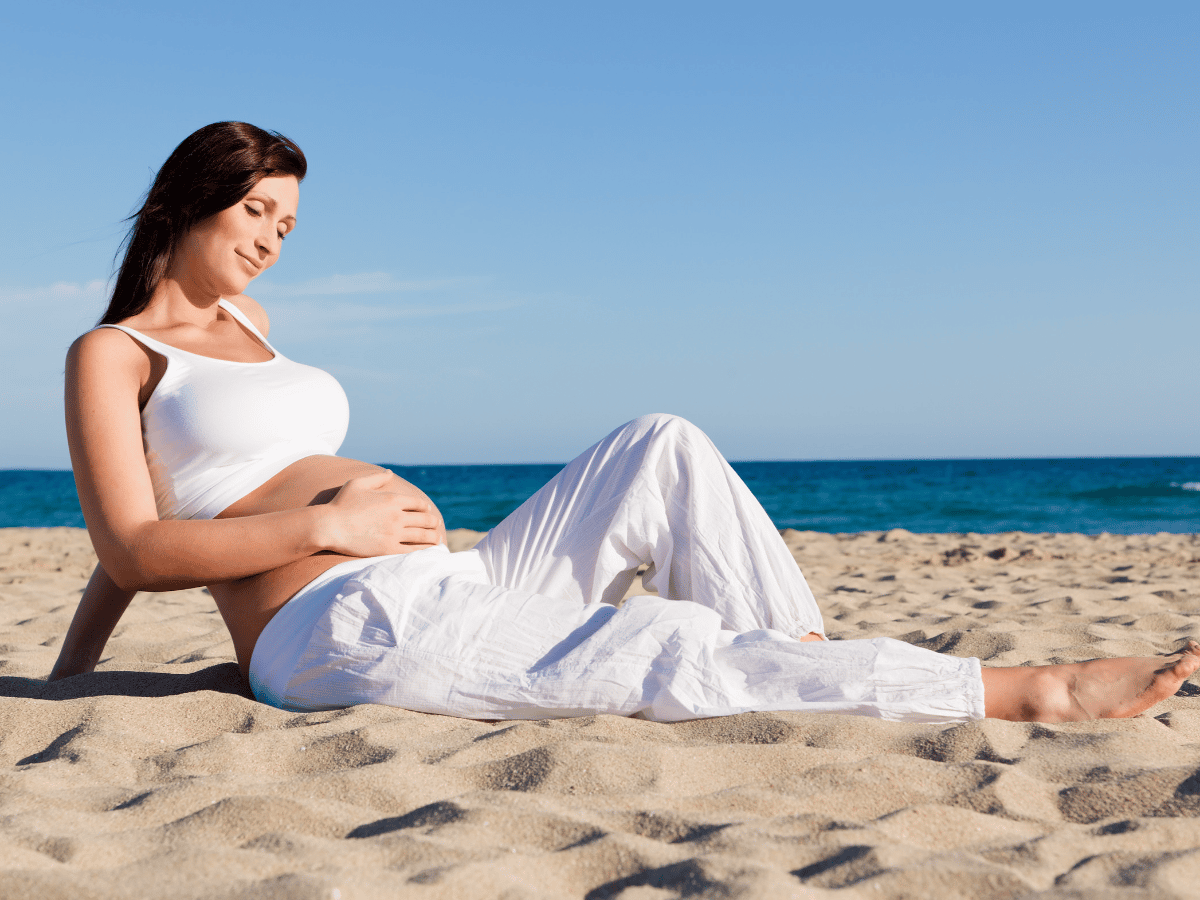 Embarazo: consejos para  pasar unas vacaciones saludables y placenteras  