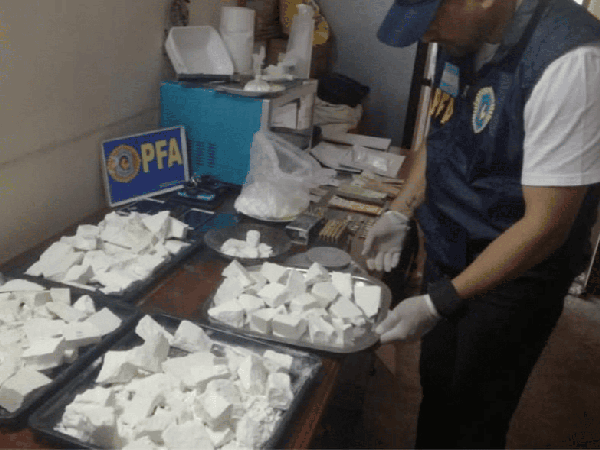 Córdoba: cayó una banda acusada de distribuir grandes cantidades de cocaína