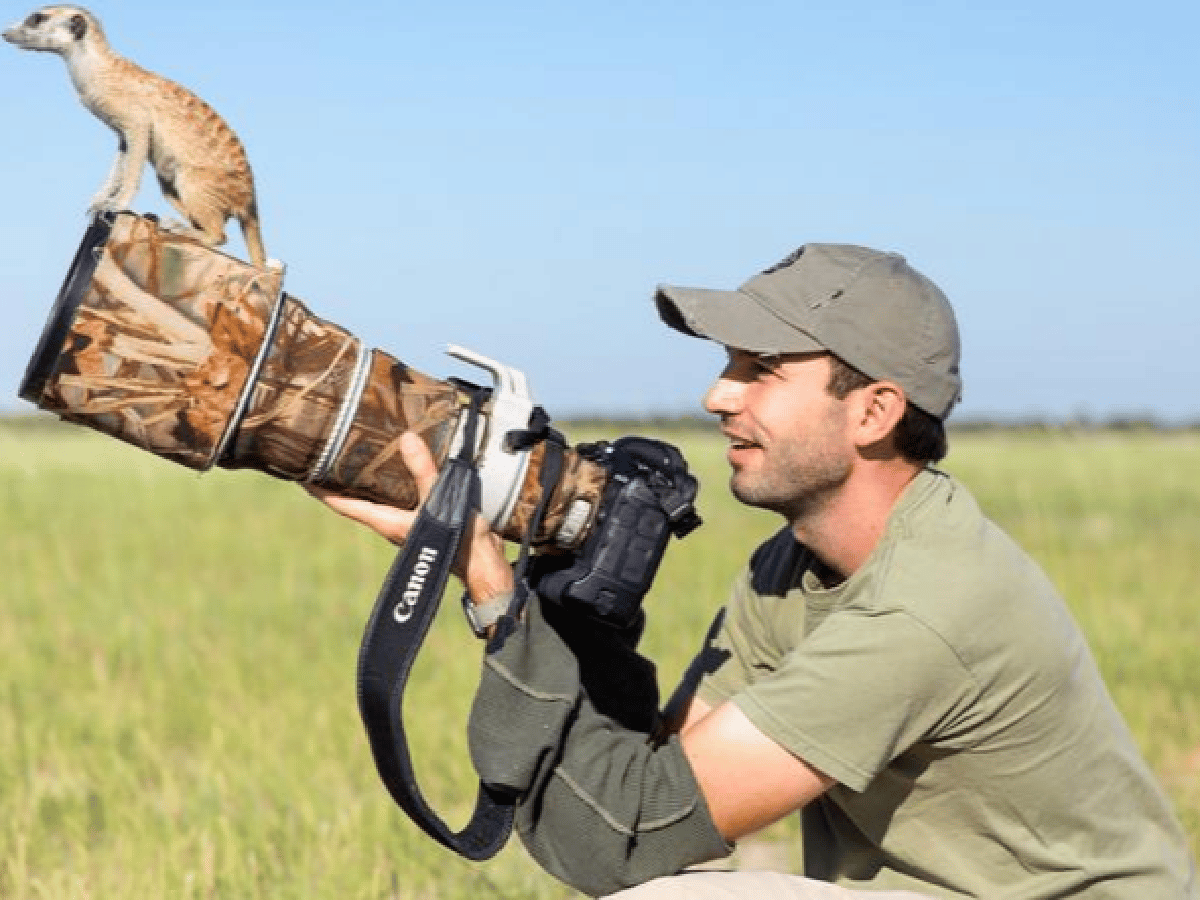Después de 100 años un fotógrafo capturó la imagen de un leopardo negro