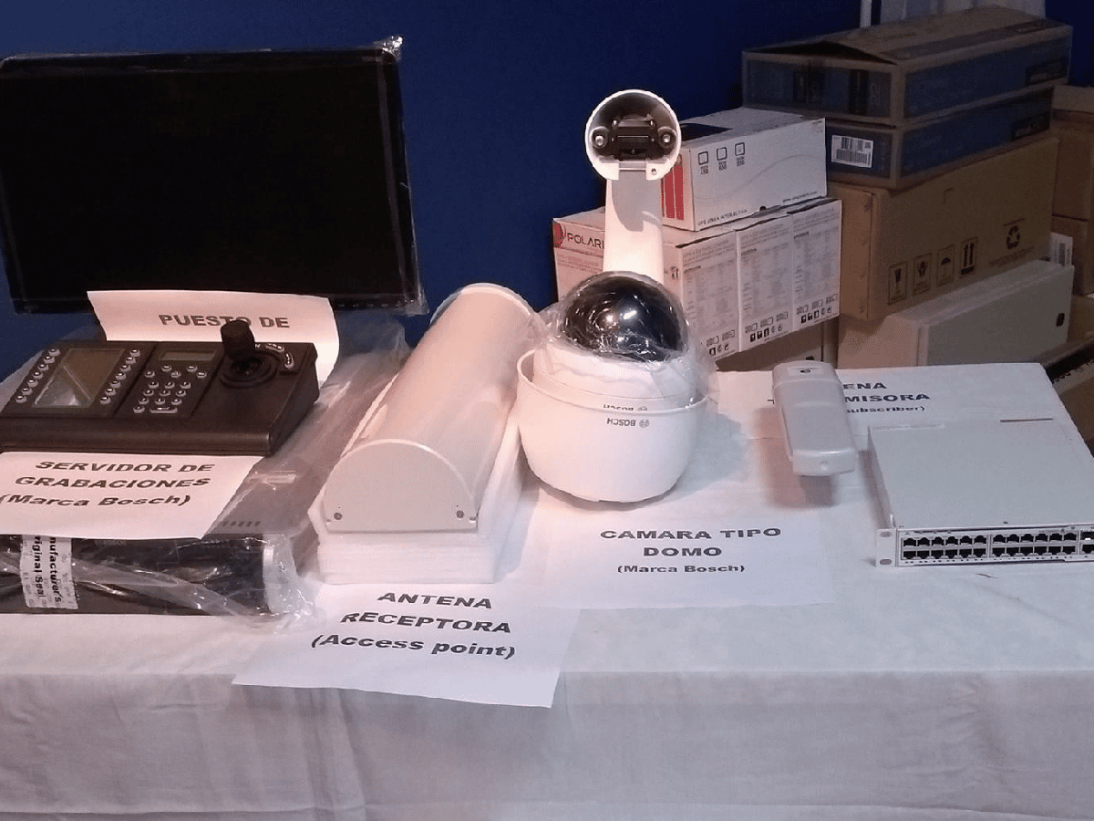  Devoto recibió  un kit con cuatro  cámaras de seguridad     