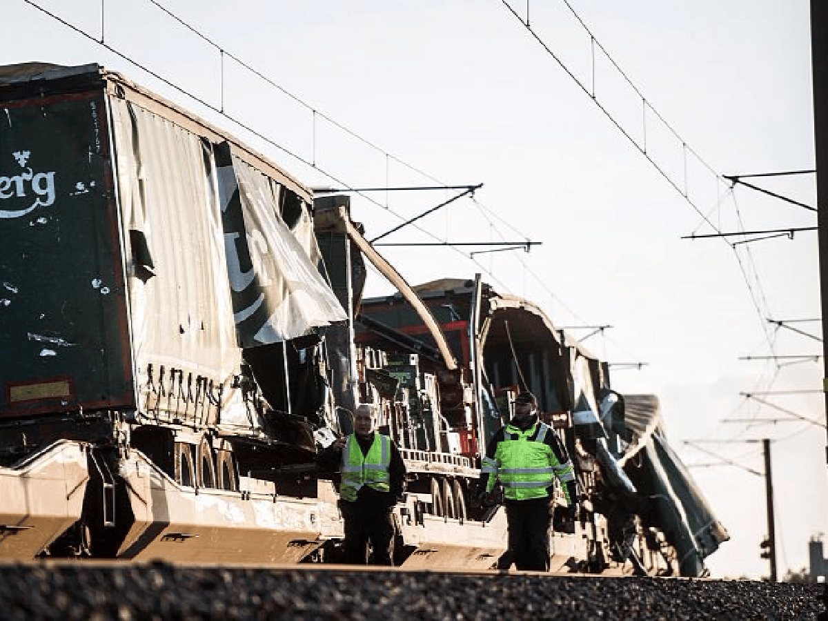 [Video] Seis personas murieron en un accidente de tren en Dinamarca   