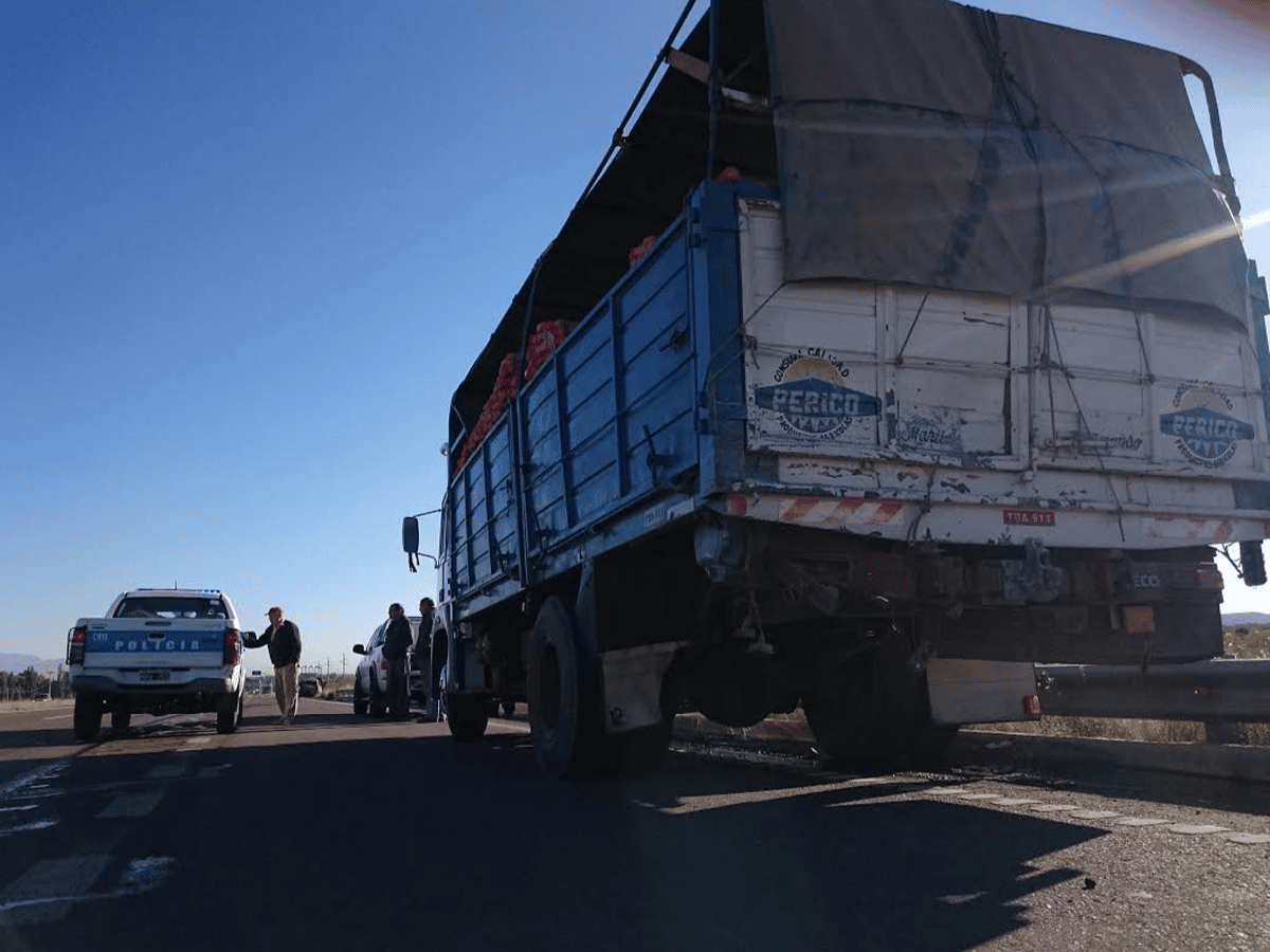 Camionero denunció que fue asaltado en Las Varas y abandonado en Córdoba 