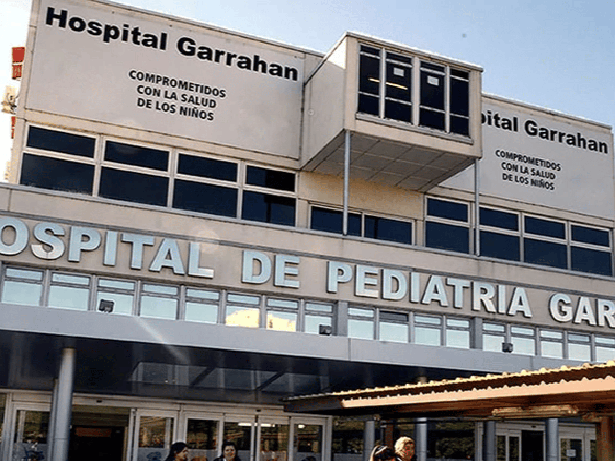 Detienen a un pediatra del Hospital Garrahan por tenencia de pornografía infantil