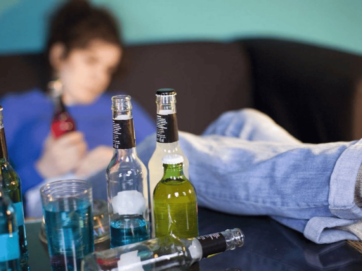 Por qué los chicos no  deben tomar alcohol hasta después de los 18 años