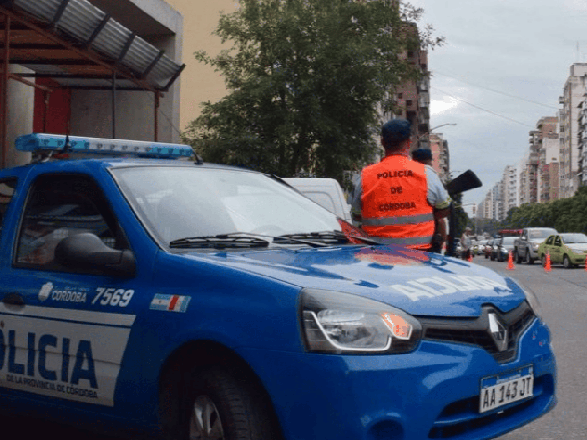 Detienen a un policía y a otras 6 personas por el robo a cajeros automáticos en Córdoba