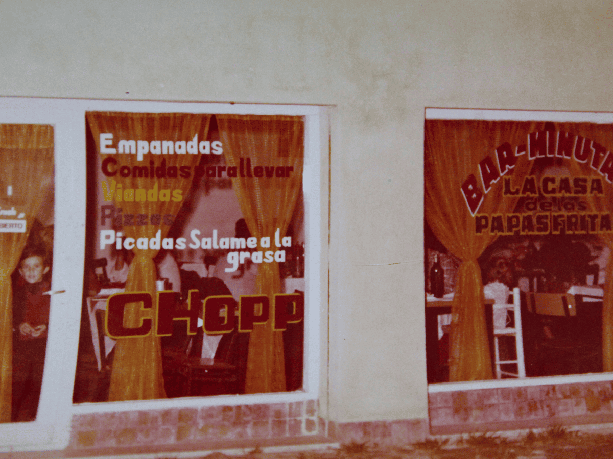 Italia y Chubut, la esquina donde las papas fritas  tenían su casa y le dieron identidad a un barrio