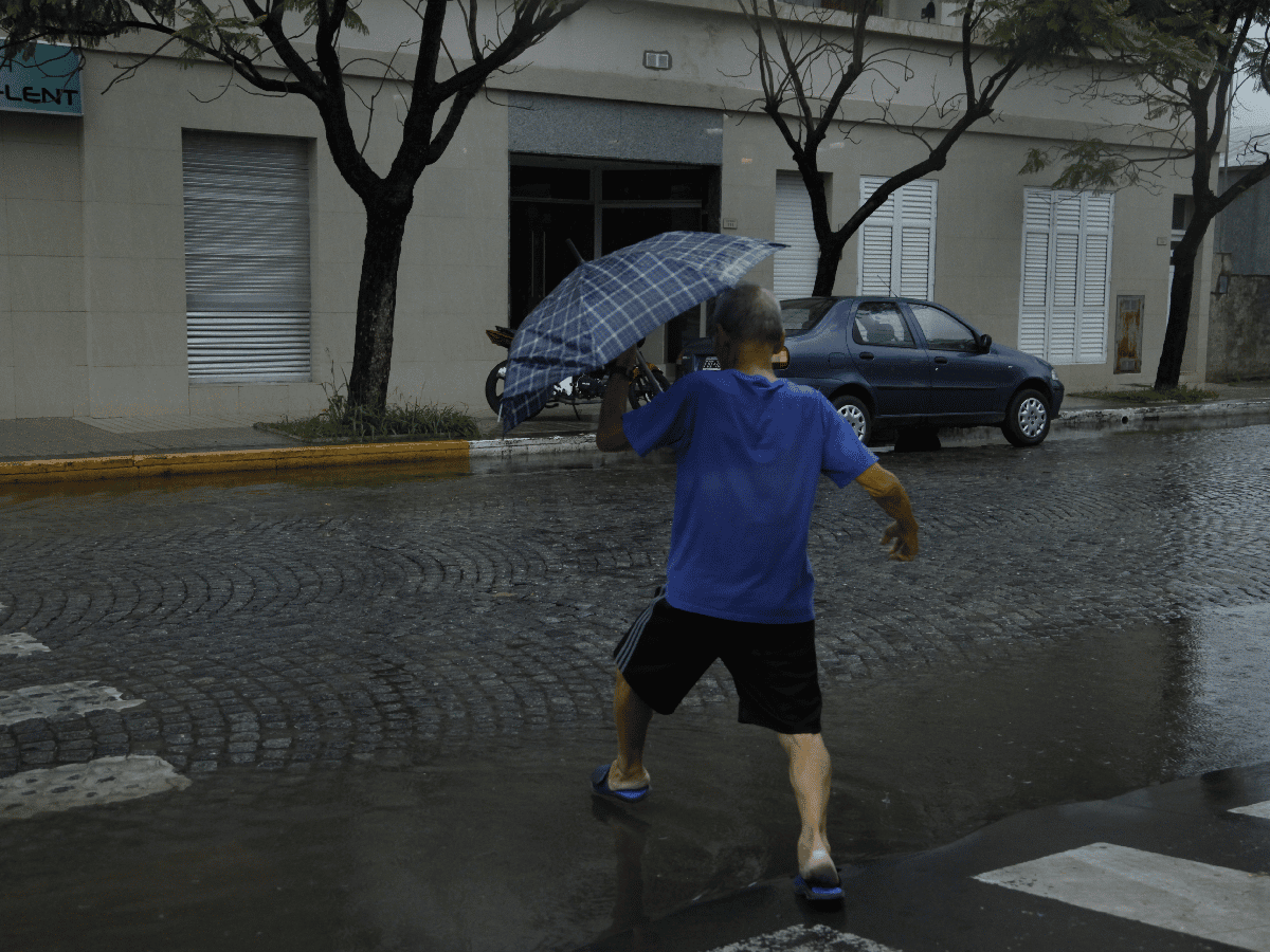 20 milimetros de lluvia para darle un alivio a la ciudad