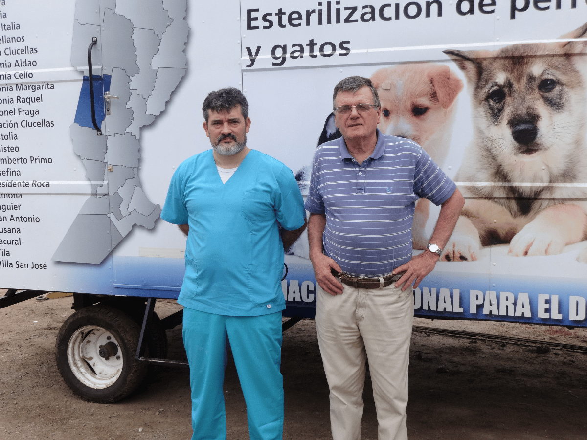 Castraciones de perros y gatos:  quirófano móvil pasó por Josefina y Acapulco