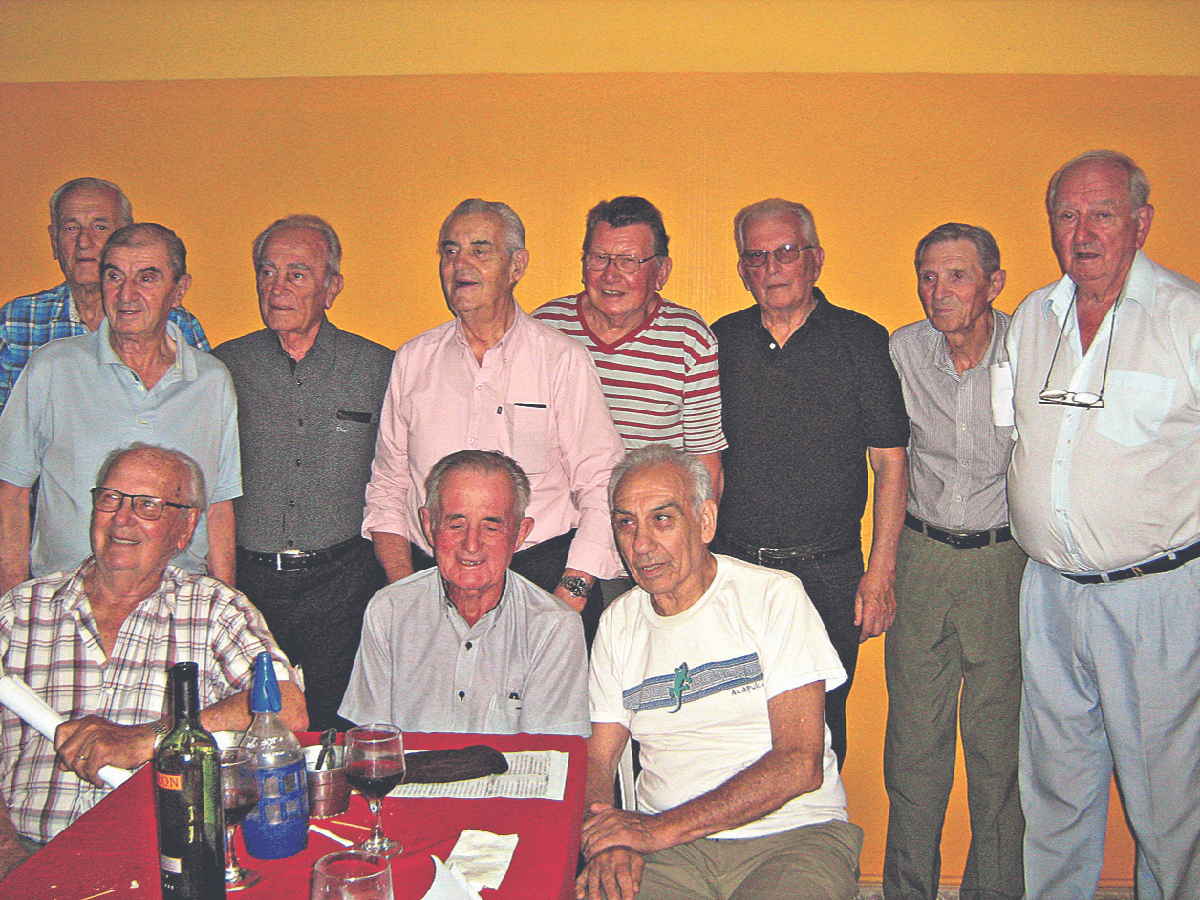 Ex soldados de la Fábrica Militar celebraron 60 años de amistad