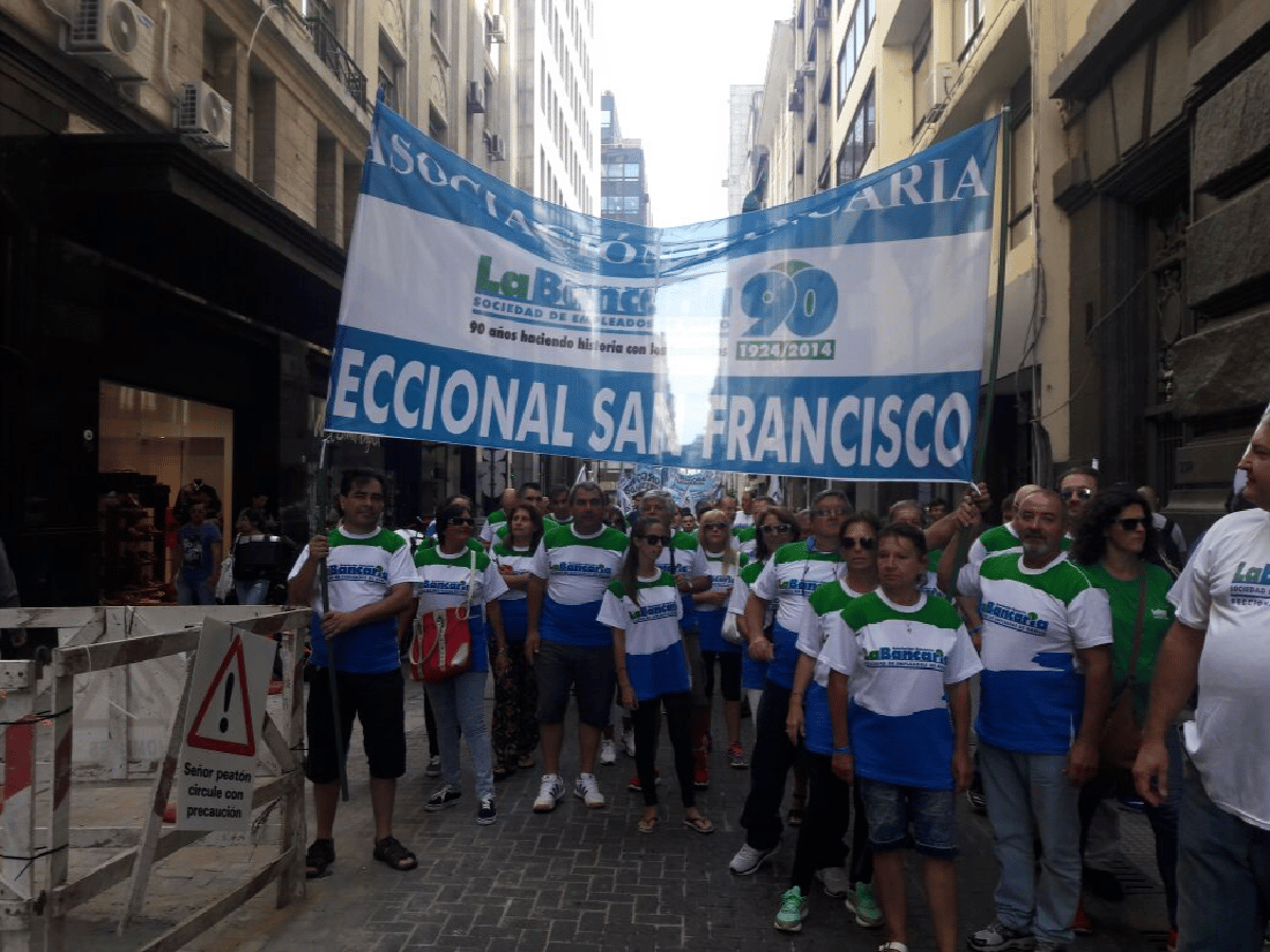 San Francisco marcha en Buenos Aires junto a la CGT, que convocará a un paro	