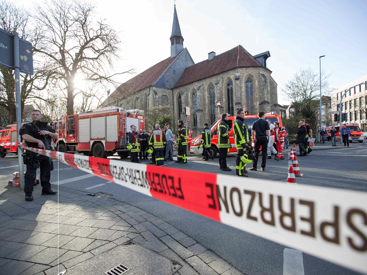 Un auto atropelló a peatones en Alemania: cuatro muertos 