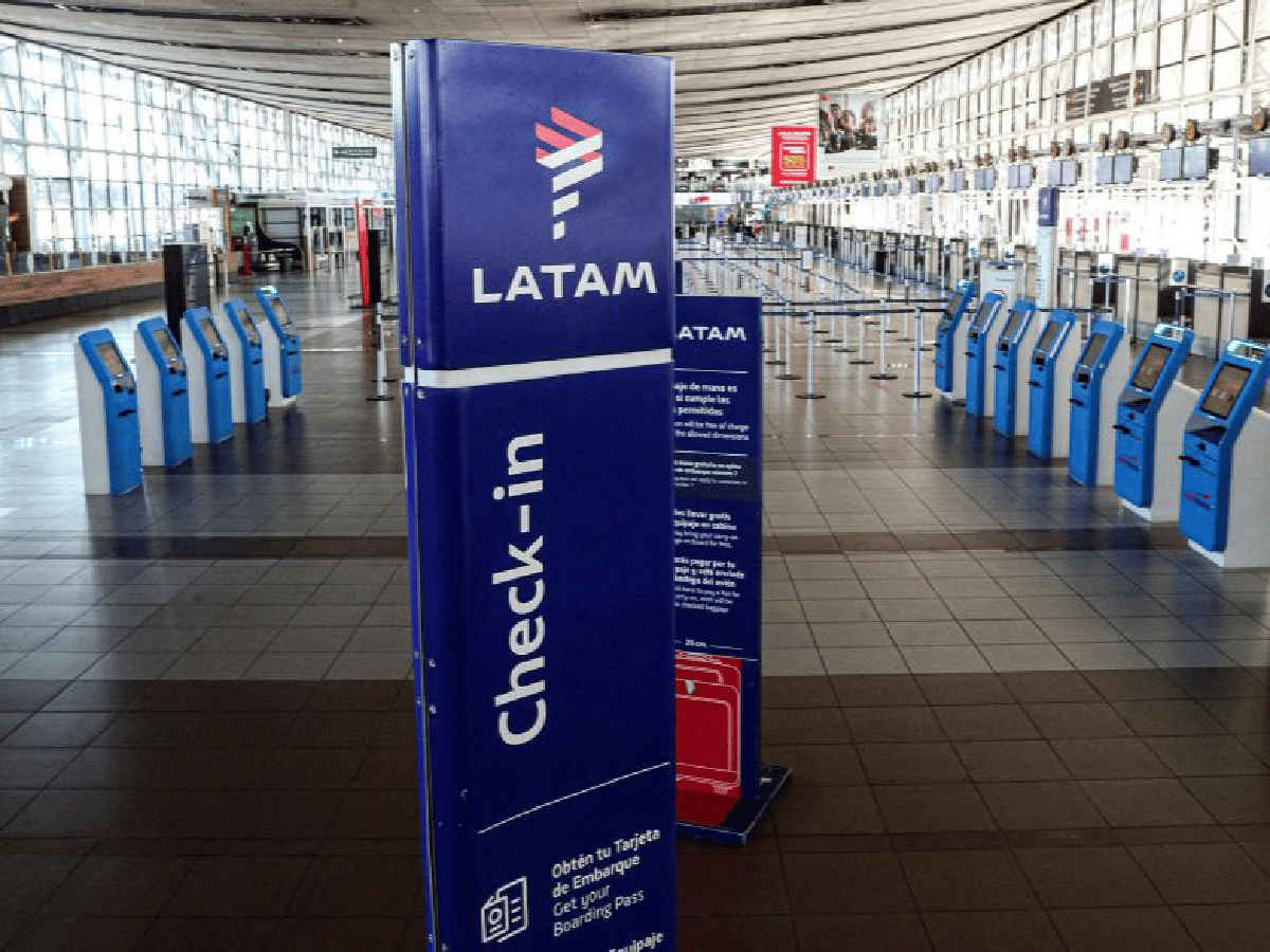 La empresa Latam deja de operar en Argentina
