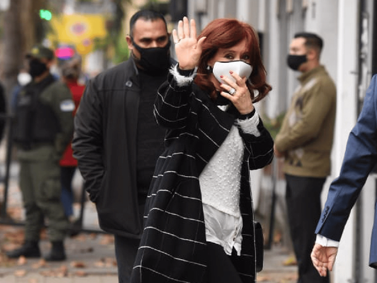 La defensa de Cristina Kirchner pide garantizar plena publicidad del juicio por obra pública