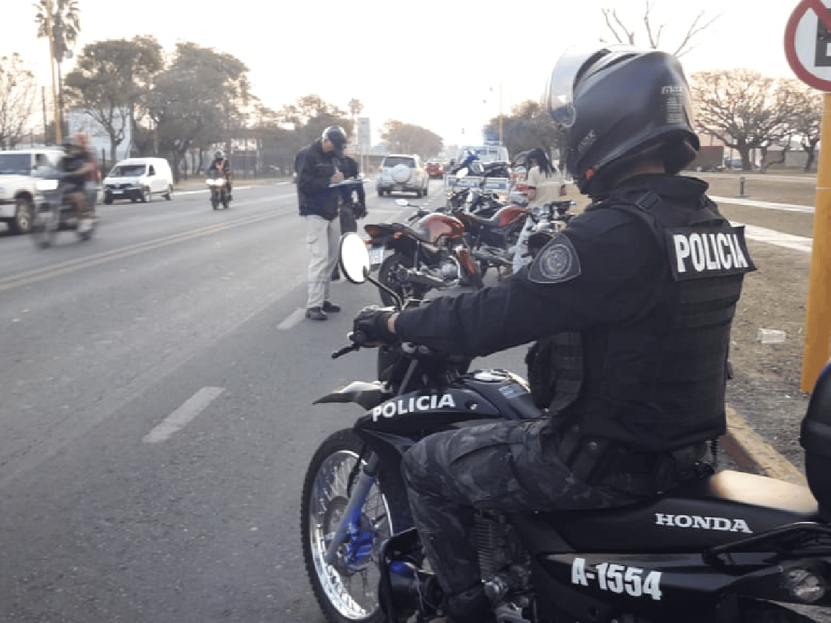Secuestraron motociletas por  circular o estacionar en pasajes o galerías del Centro Cívico