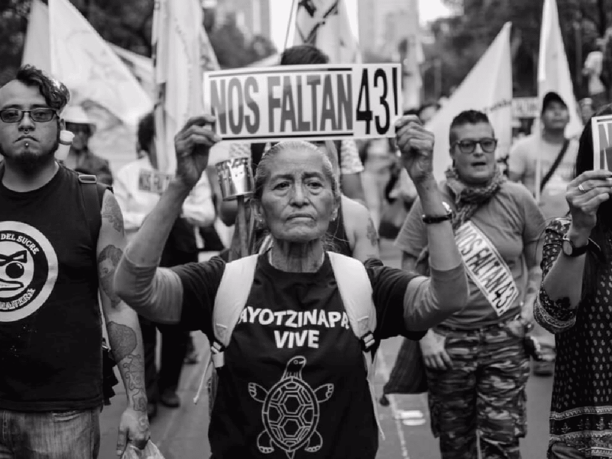 Se ordenó la captura de militares por la desaparición de los 43 de Ayotzinapa