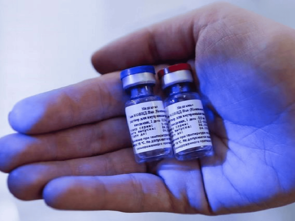 Entró en circulación el primer lote de la vacuna rusa