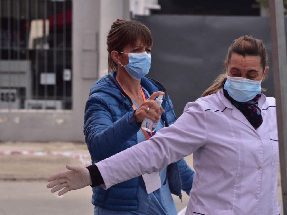 Nuevo récord de contagios de coronavirus ubicó a Argentina entre los 9 países con más casos