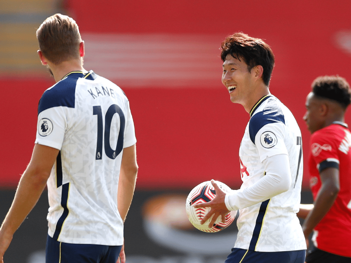El coreano Son marcó cuatro goles para Tottenham