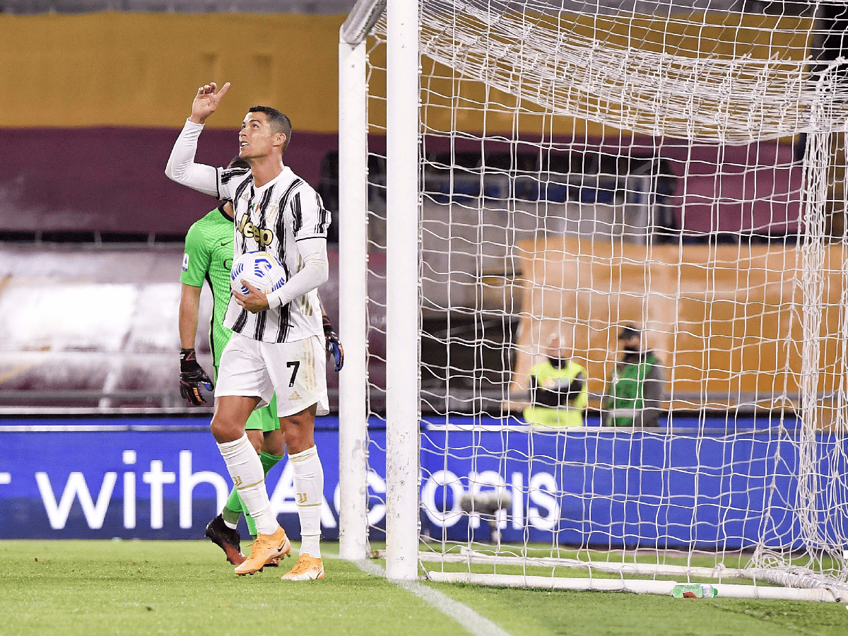 Doblete de Ronaldo en el empate de Juventus