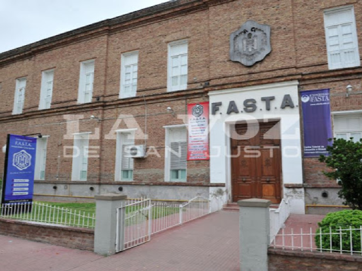 Por discriminación y violencias presentaron una denuncia contra la red FASTA
