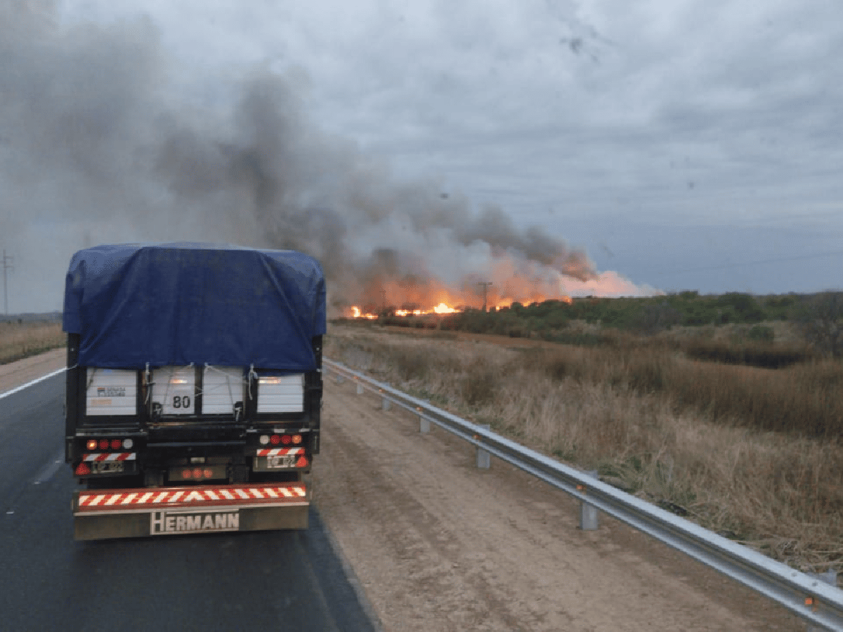 Laspiur: un voraz incendio puso en alerta a la región