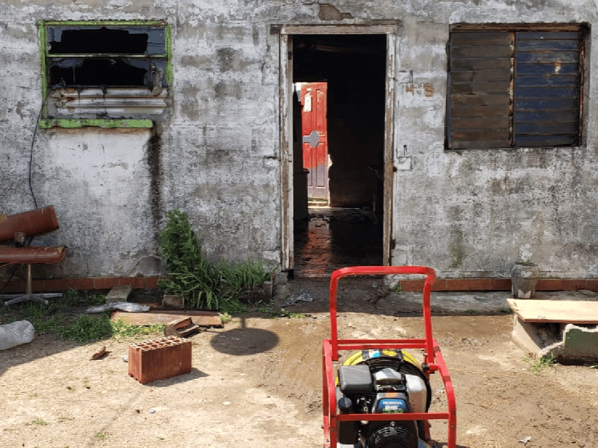 Bomberos acudieron a un incendio en una vivienda de Frontera