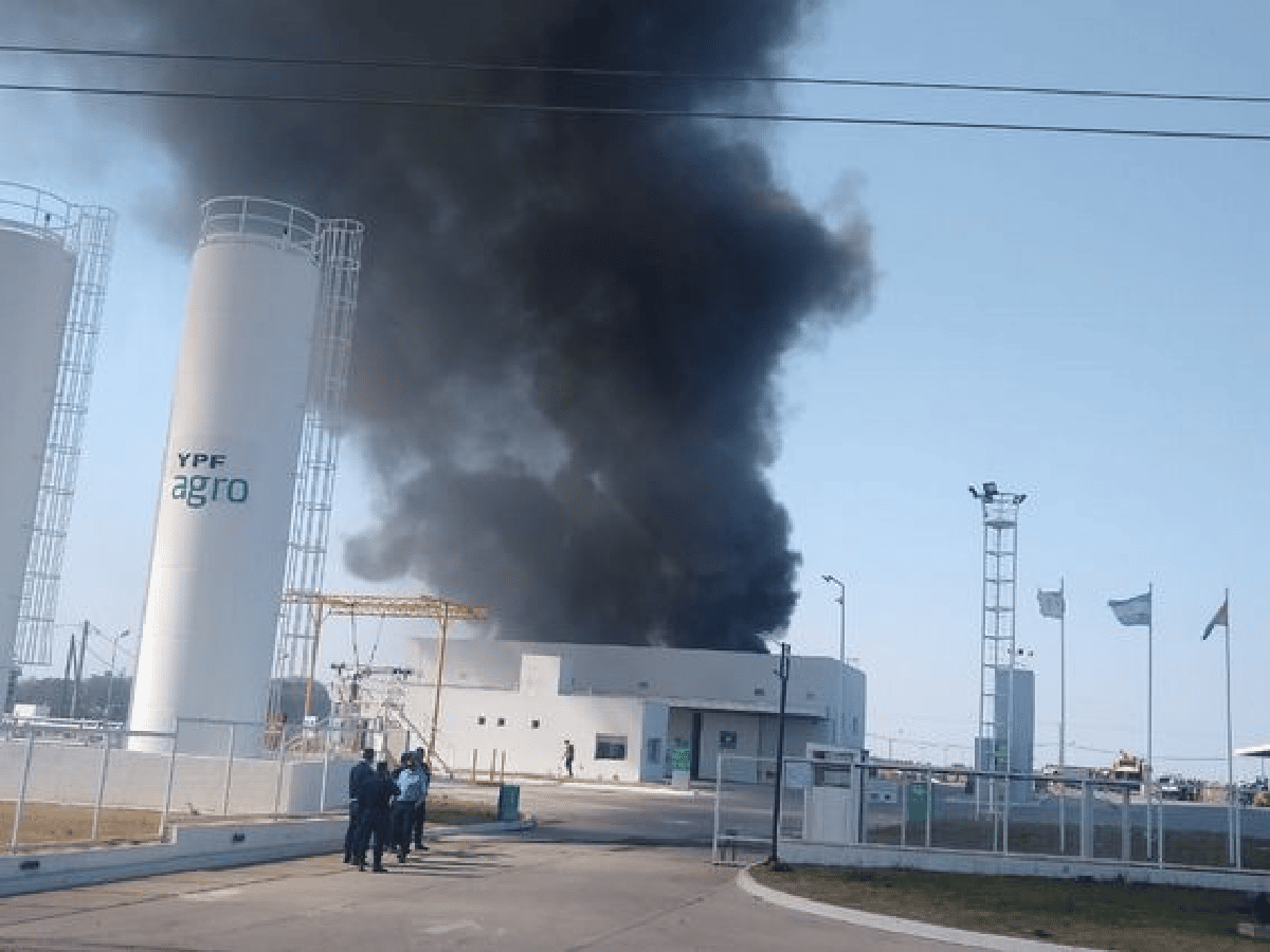 Se incendia un depósito de gasoil de YPF Agro en Córdoba