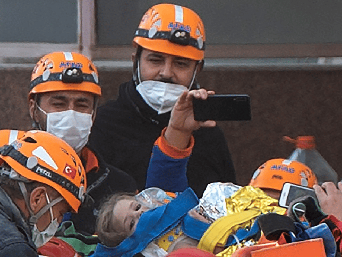 Otra niña de tres años fue rescatada con vida 91 horas después del sismo