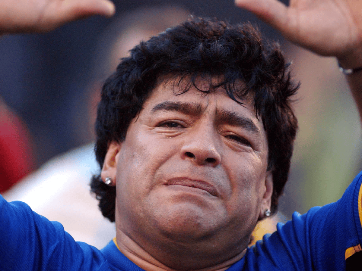 Maradona, futbolista y mito   