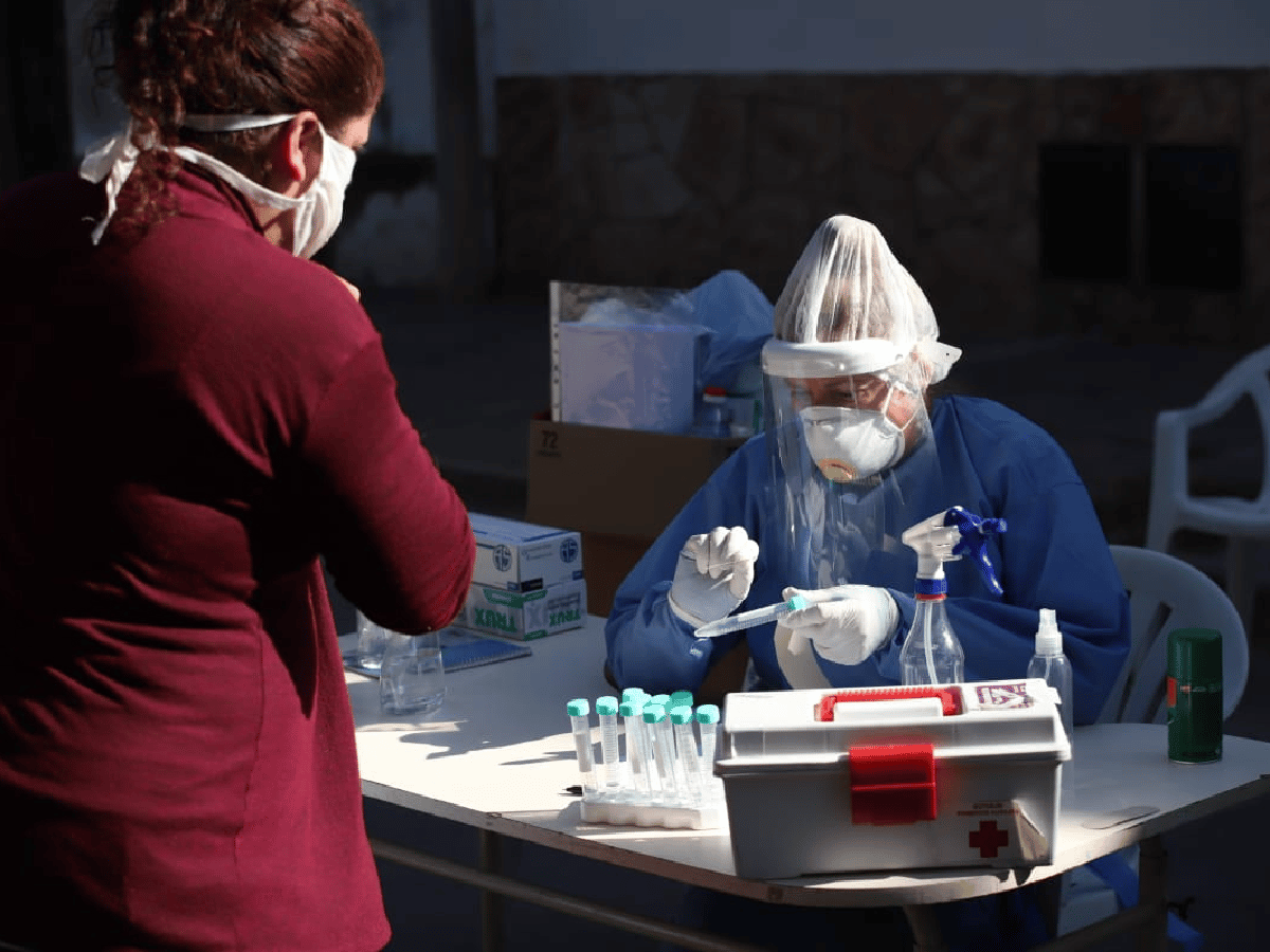Córdoba registró 703 casos de coronavirus, más de la mitad en el interior