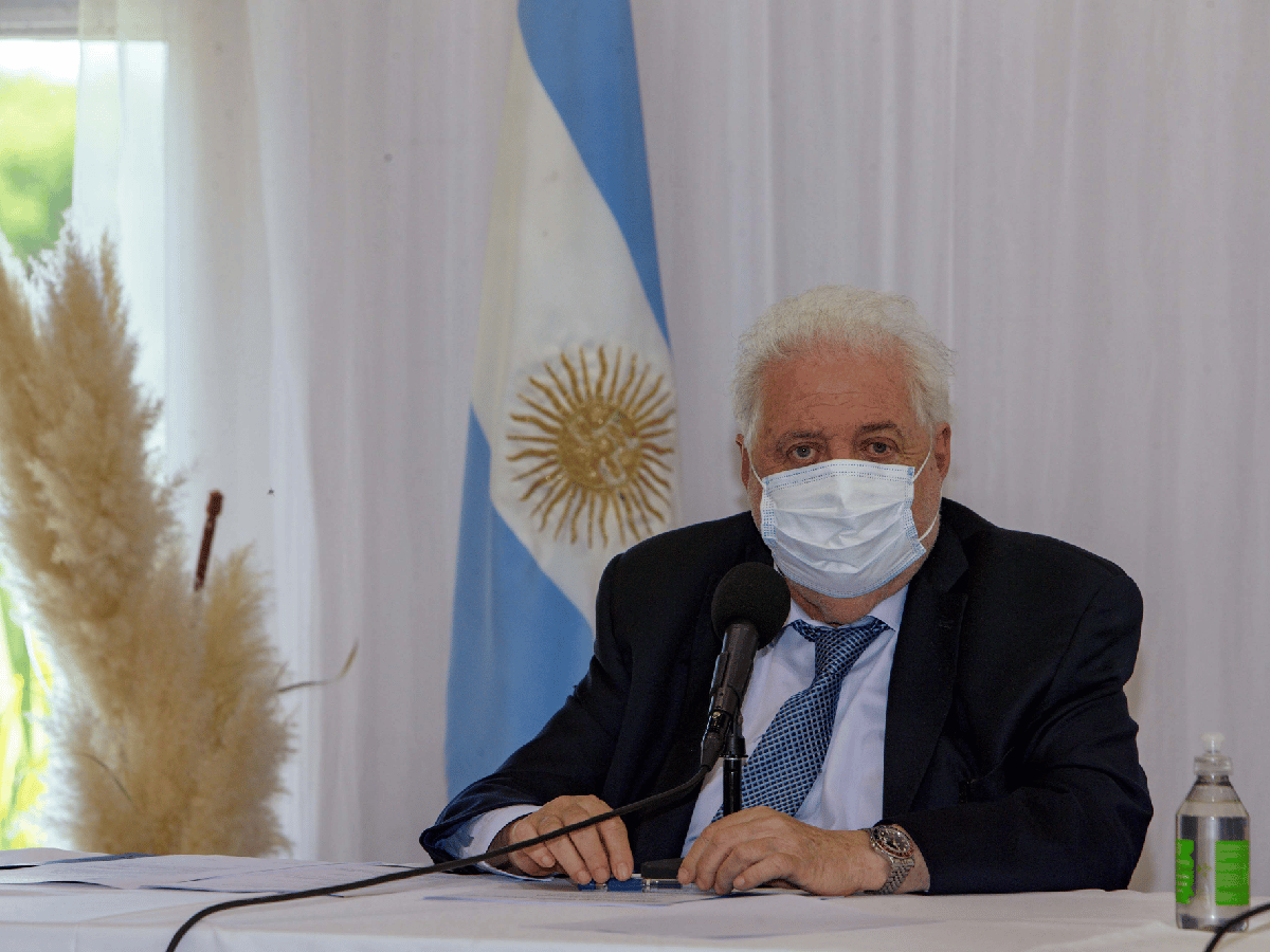 González García pidió a la población que "aumente el cuidado" frente al coronavirus