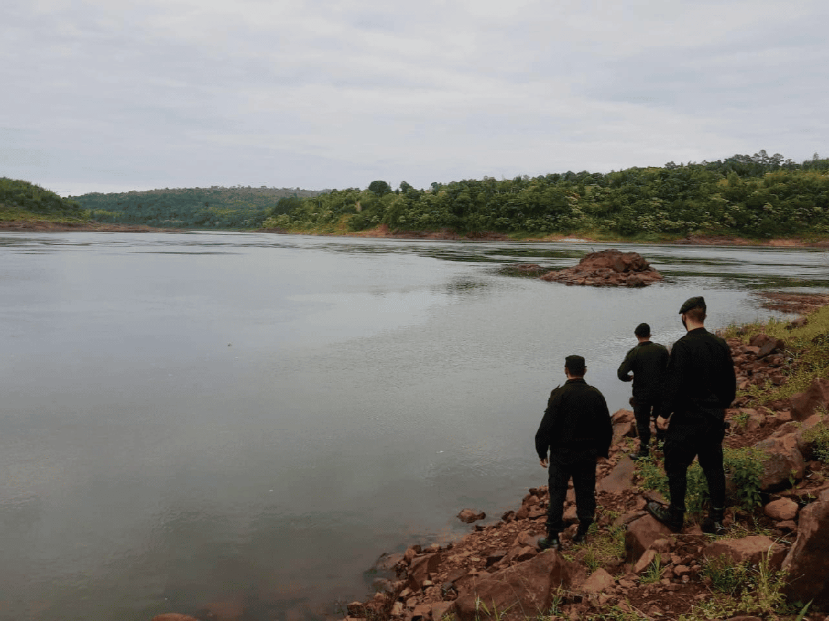 Tres hermanos entre 8 y 13 años murieron ahogados en el río Paraná