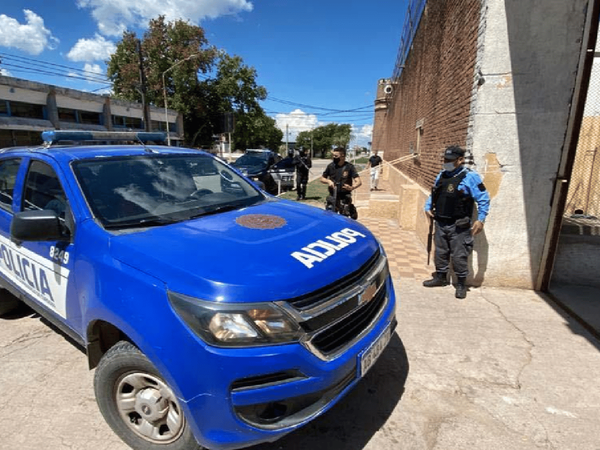 Mataron a un joven policía en Berrotarán: hay cuatro detenidos y un prófugo