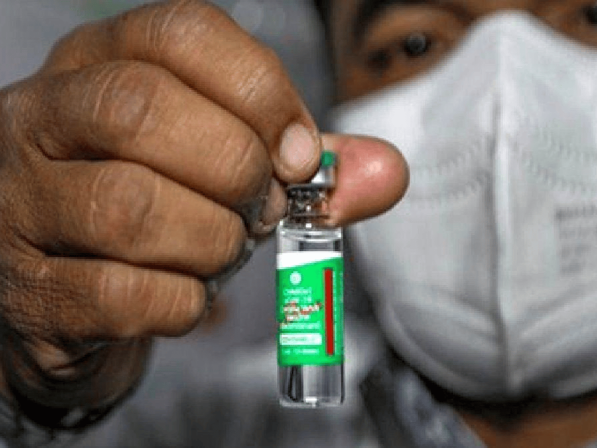 Llegaron al país las primeras 580 mil dosis de la vacuna Covishield de India