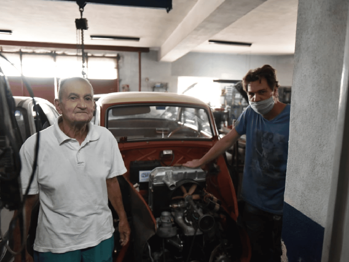 Juan Carlos Rolando, un  mecánico a libro abierto 