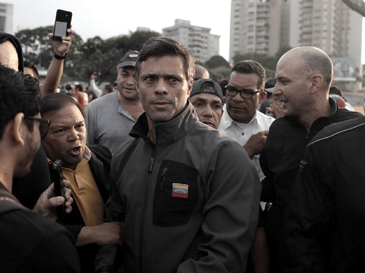 El opositor Leopoldo López acusado de planear un atentado explosivo contra el Parlamento