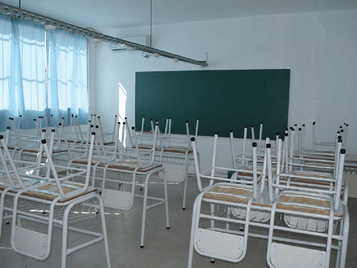 Ya son 70 las escuelas que no pueden arrancar las clases en la provincia